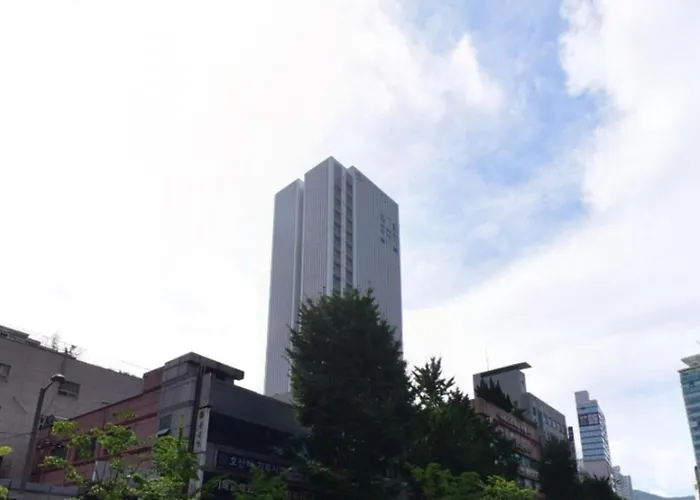 Yeonsan The Hotel Busan