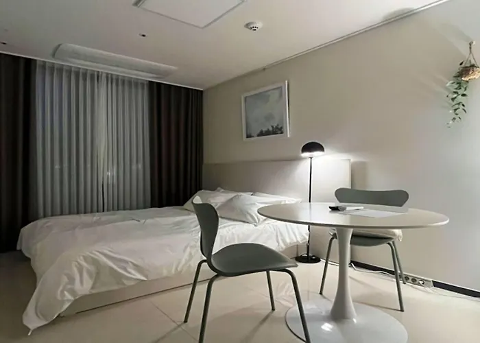 Yeonsan The 3* Busan