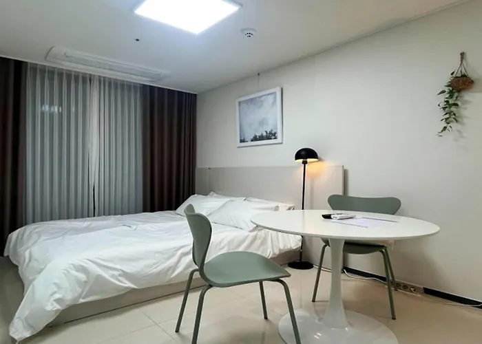 Yeonsan The 3* Busan